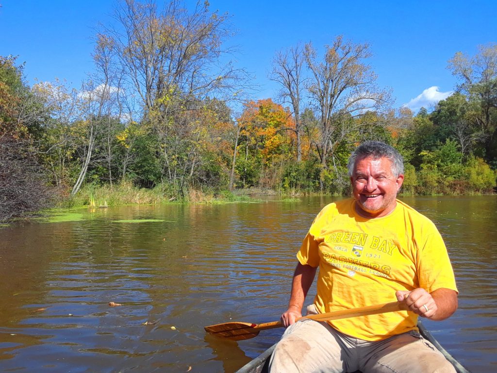 Get outside to feel nature! Canoeing in central Wisconsin (Mud Creek, Lake Winneconne)